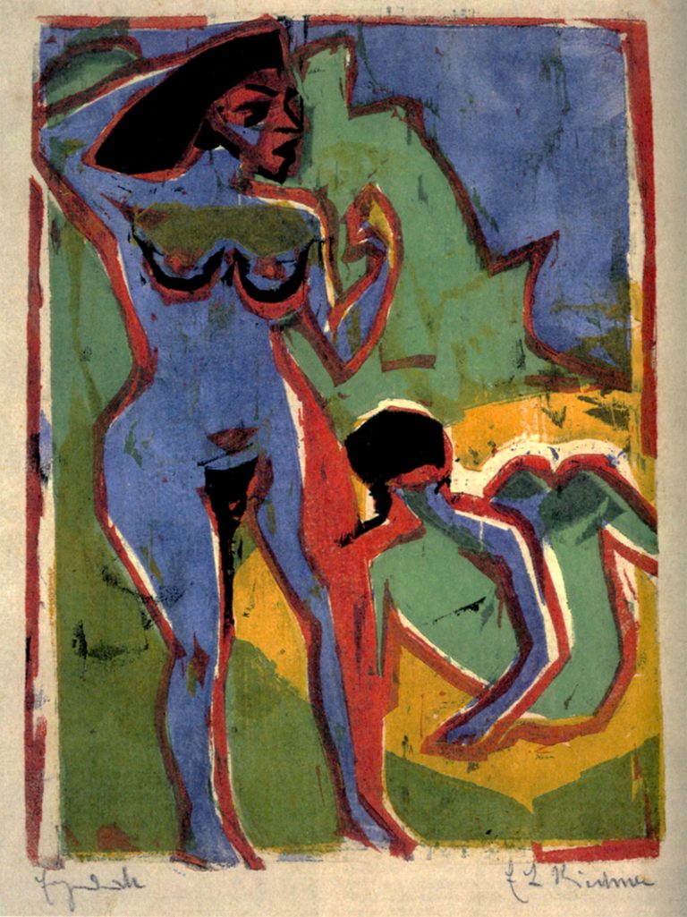 Dargestellt sind zwei nackte Frauen an einem See. Die Frau links im Bild steht aufrecht, während sie mit der rechten Hand ihren Kopf berührt. Die andere Frau rechts im Bild sitzt mit angewinkelten Beinen auf einer Decke.