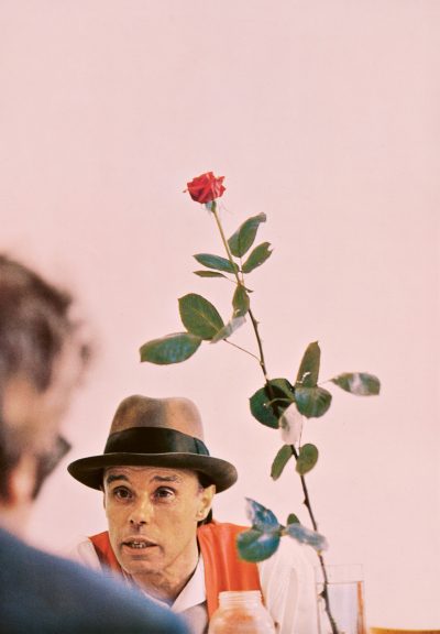 Joseph Beuys ohne die Rose tun wir's nicht, 1972, Farboffset auf Karton, mit handschriftlichem Text, Hrsg. Edition Staeck, Heidelberg, VG Bild-Kunst, Bonn 2020