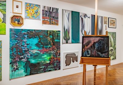 Ausstellungsansicht (1), Das schönste Bild bei mir zuhaus, 2021, Foto Oleg Kauz