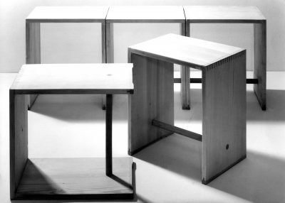 Max Bill, Hans Gugelot, Paul Hildinger, Ulmer Hocker, 1954, Foto Ernst Hahn, © HfG-Archiv/Museum Ulm